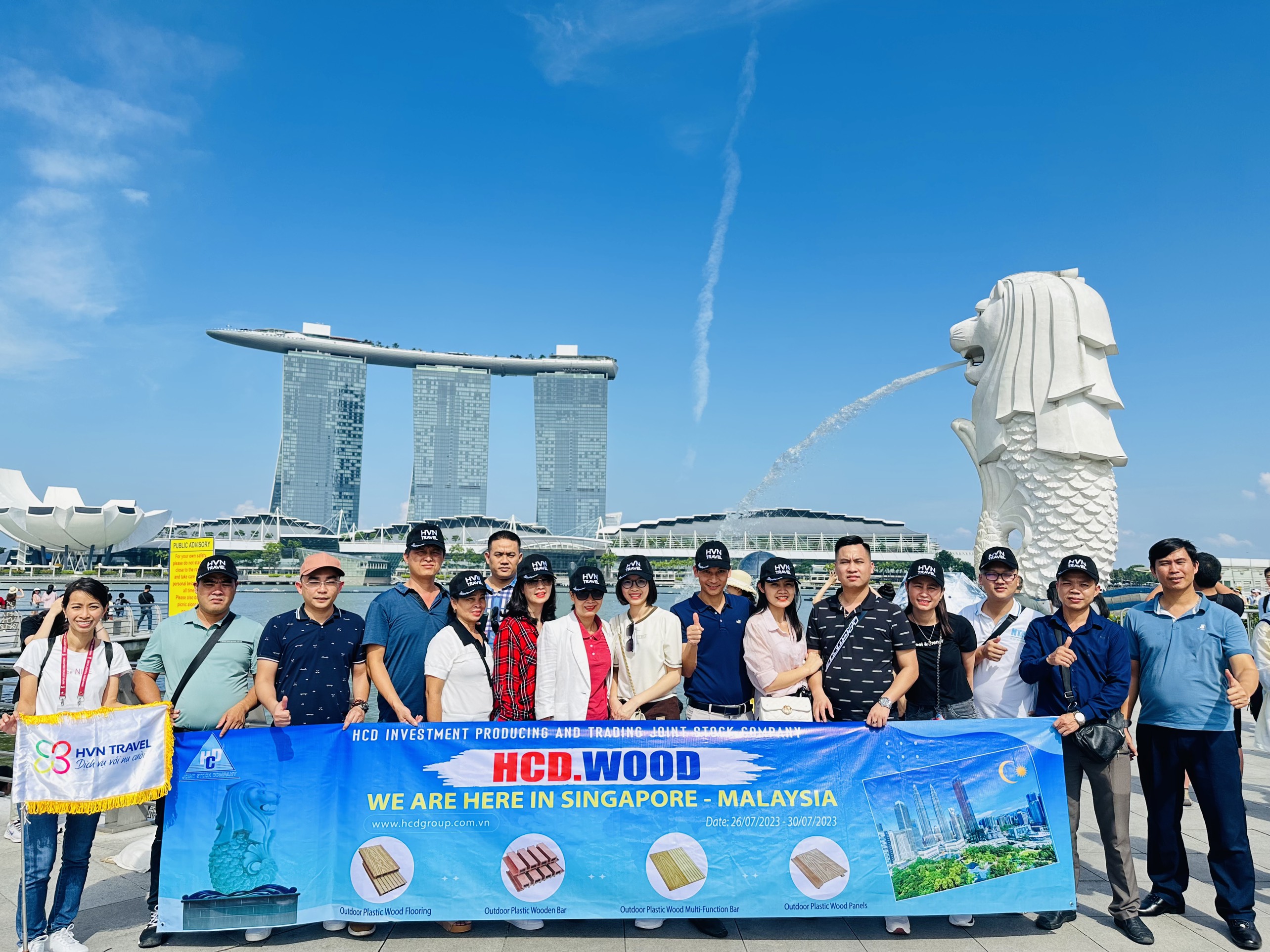 HCDWOOD tổ chức thành công chuyến du lịch Singapore- Malaysia cho Ban lãnh đạo và nhân viên xuất sắc của công ty